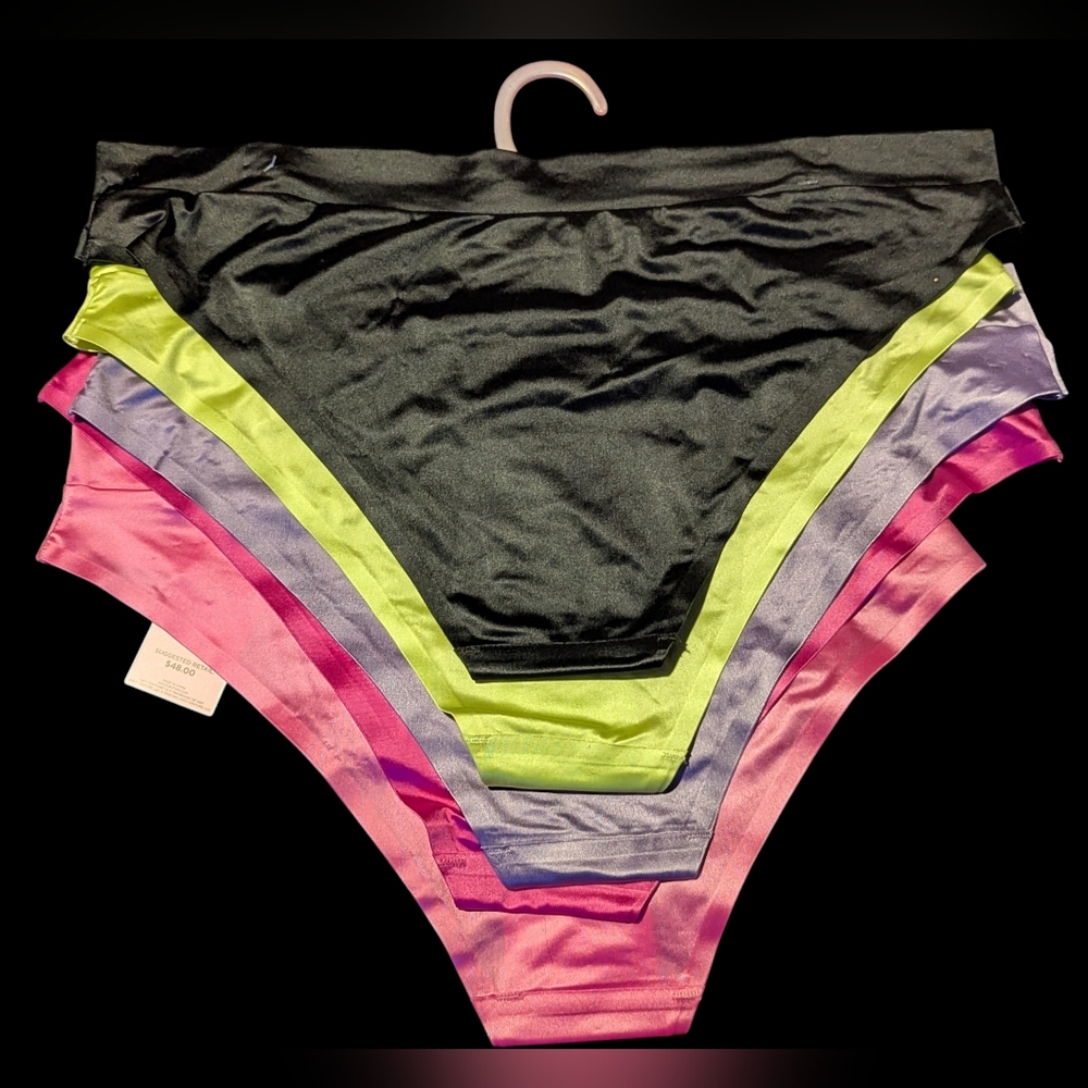 Juicy Couture Bundle of Panties/Underwear, Size XL - Picture 5 of 6